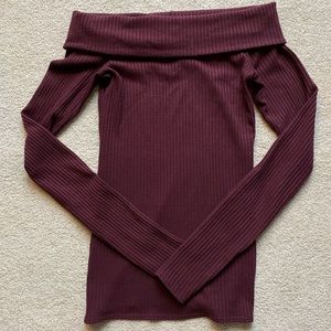 NEW ABERCROMBIE&FITCH OFF THE SHOULDER SWEATER